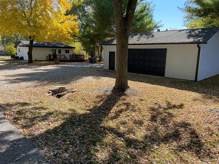 backyard and detached 2 car garage with automatic door