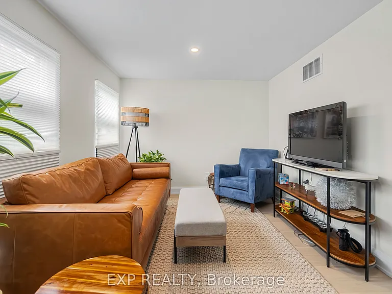 527 Broadhead Ave #A — Photo 27