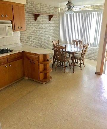 4th image of 5826 S Mayfield Ave