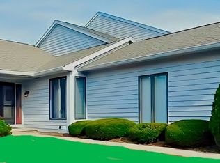 7 Ellington Cir #3, Rochester, NY 14612