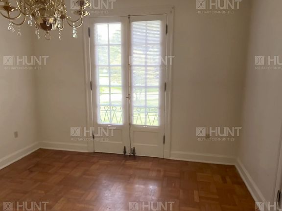 4th image of 414 East Dr