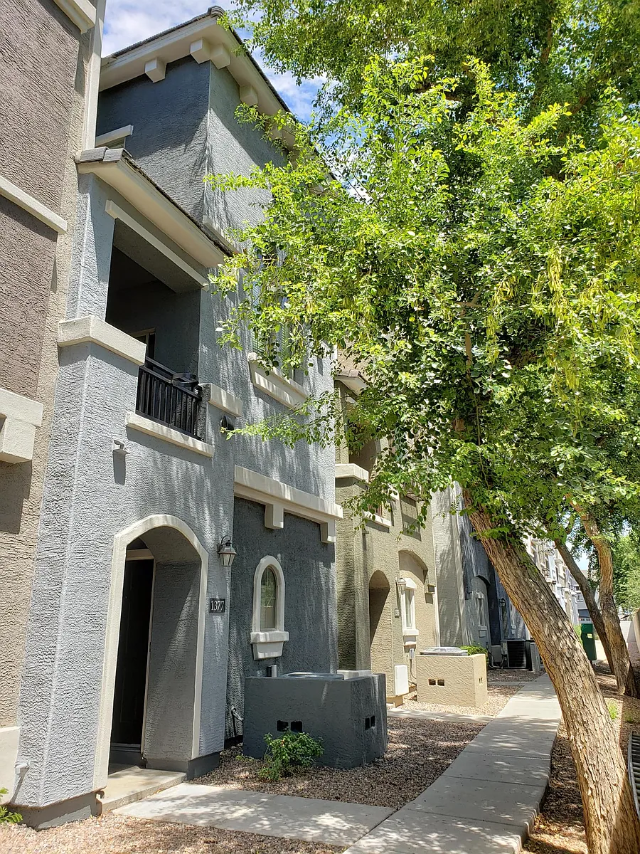 Building Photo - 280 S Evergreen Rd #1377