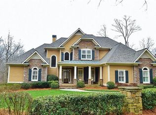 6147 Grand Marina Cir, Gainesville, GA