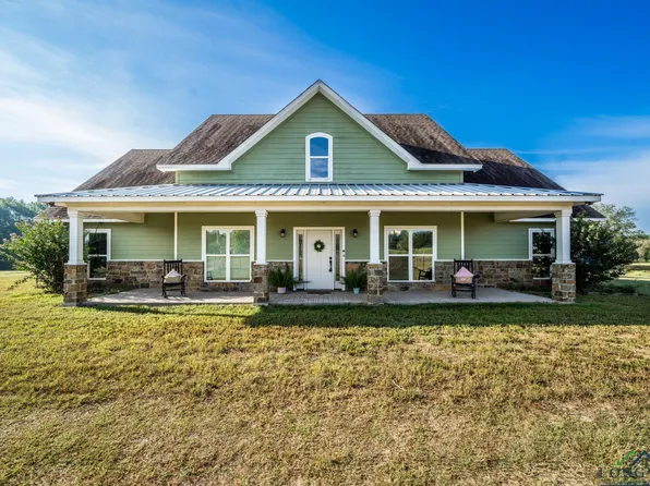 236 Black Hawk Ln, Gilmer, TX 75645