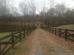 593 Hilltop Rd, Oakboro, NC 28129