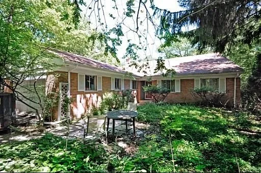 318 Marshman St photo 1