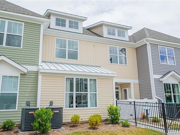 4th image of 1113 Celia Ct