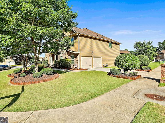 3rd image of 7502 Bowhead Ct