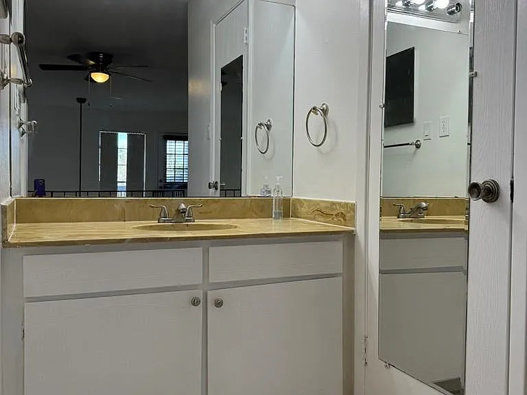 801 Continental Dr #3 — Photo 9