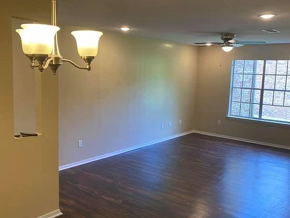 4th image of 4323 S Olive St #6