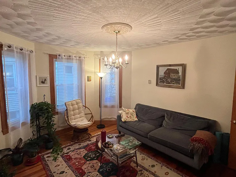 41 Montfern Ave — Photo 2