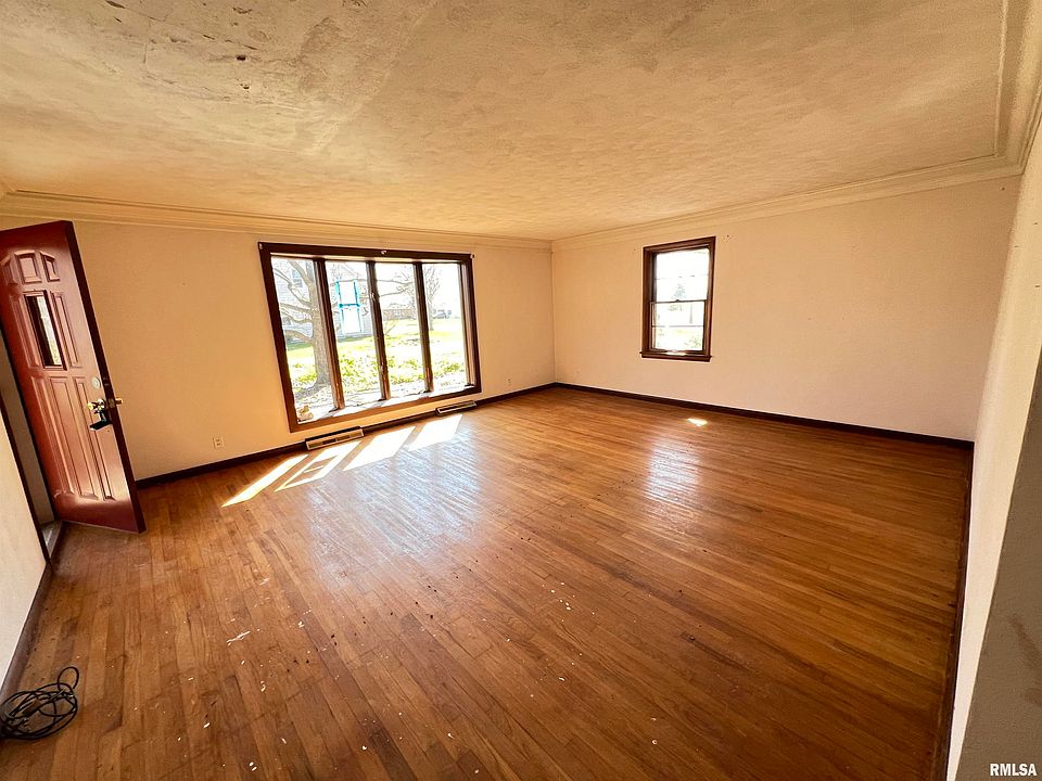 739 1st North St, Saint Libory, IL 62282 Zillow