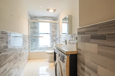 Rented by REZI