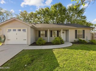 6704 Tim Bennett Ln, Knoxville, TN 37918