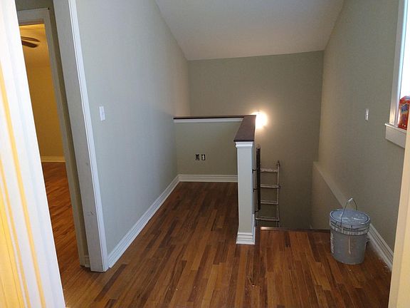 Stairway to Bedrooms
