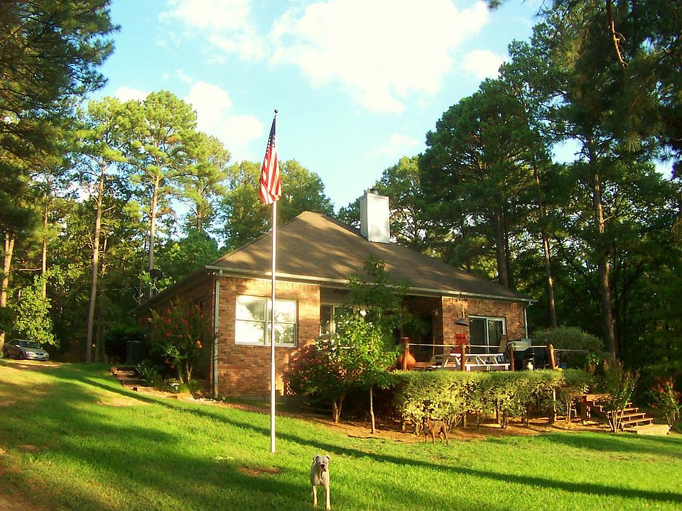 1st image of 15666 Timberhill Dr
