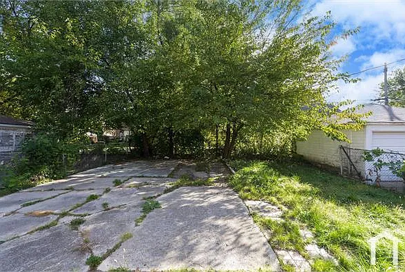 11716 Coyle St — Photo 9