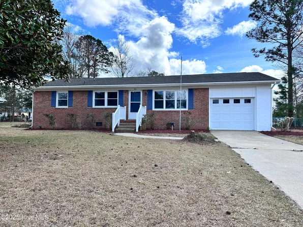 321 Woodhaven Drive, Havelock, NC 28532
