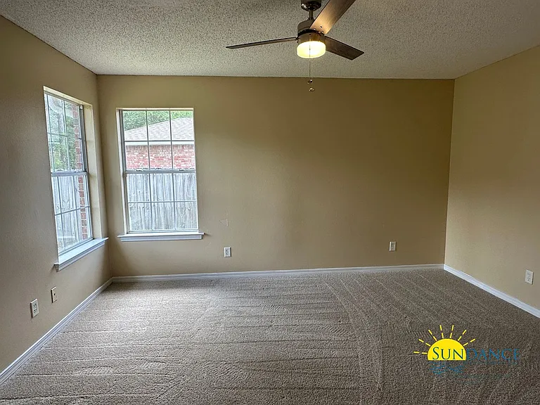 2634 Hidden Estates Cir — Photo 8