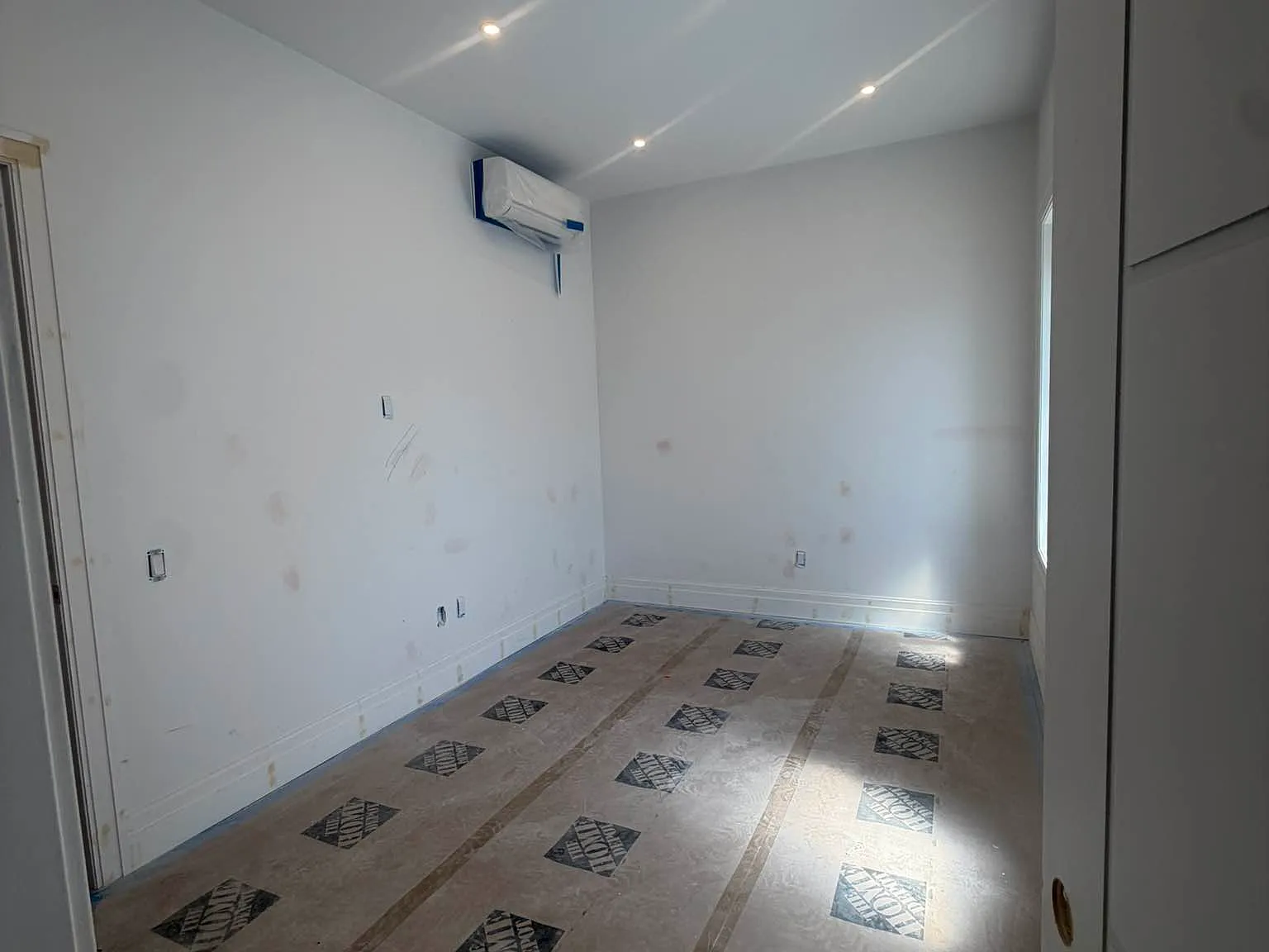 44-53 64th Street — Photo 3