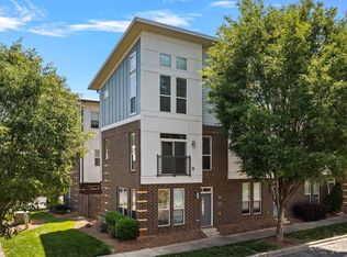 939 Warren Burgess Ln, Charlotte, NC 28205