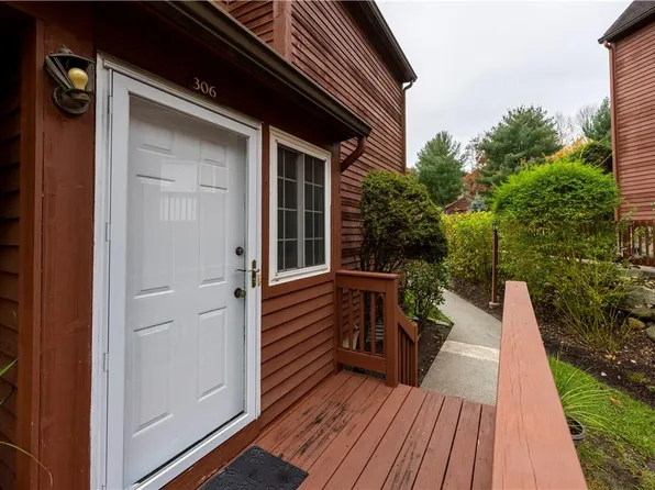 306 Driftway Lane, Brewster, NY 10509