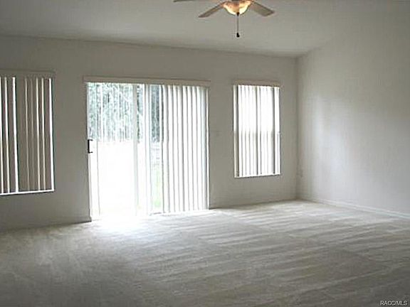 3rd image of 3412 W Hampshire Blvd