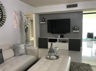 5130 Las Verdes Cir APT 211, Delray Beach, FL 33484