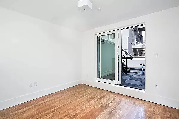 Rented by Nooklyn NYC LLC | media 33