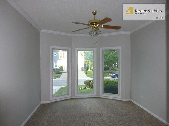 Large formal dining room just off kitchen.