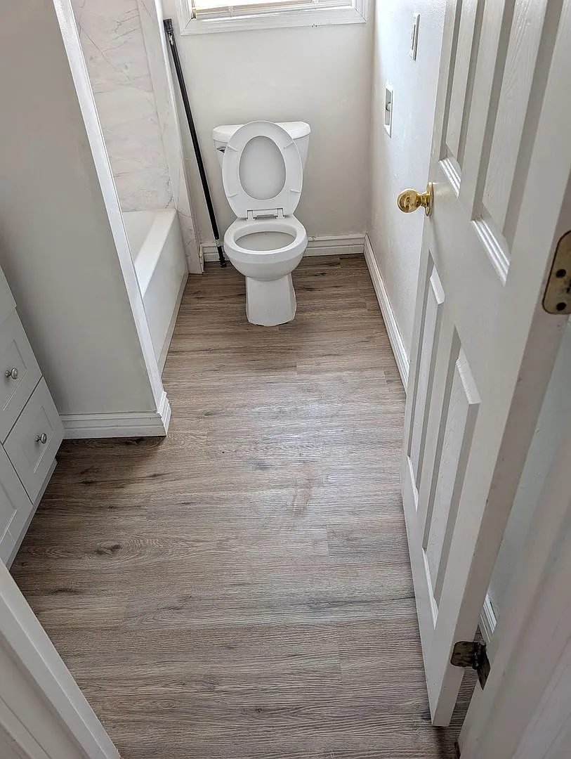 317 E Maple St — Photo 4