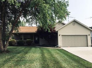 924 Locust Ave, Batesville, IN 47006