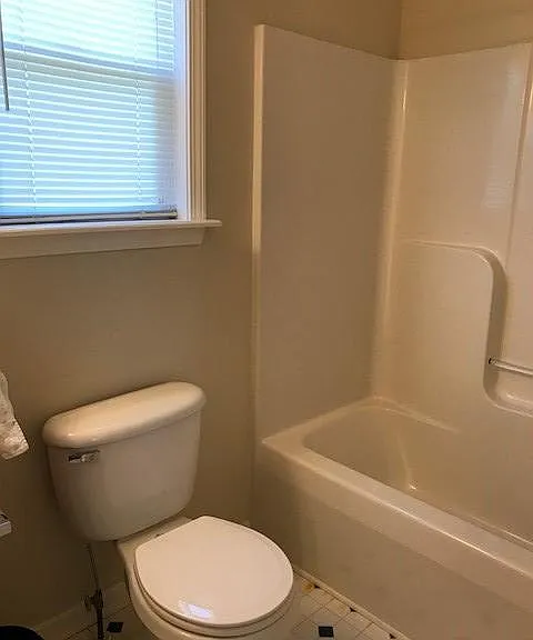 113 Olympic Ct — Photo 15