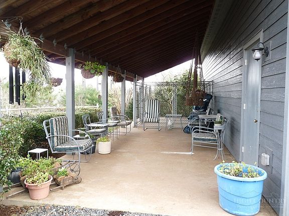3rd image of 853 Cox Road
