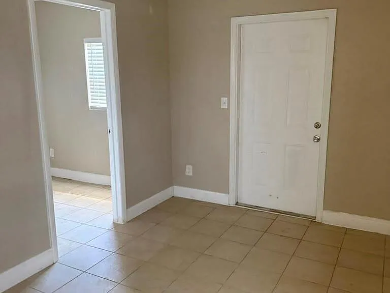 9519 Birmingham Dr — Photo 8