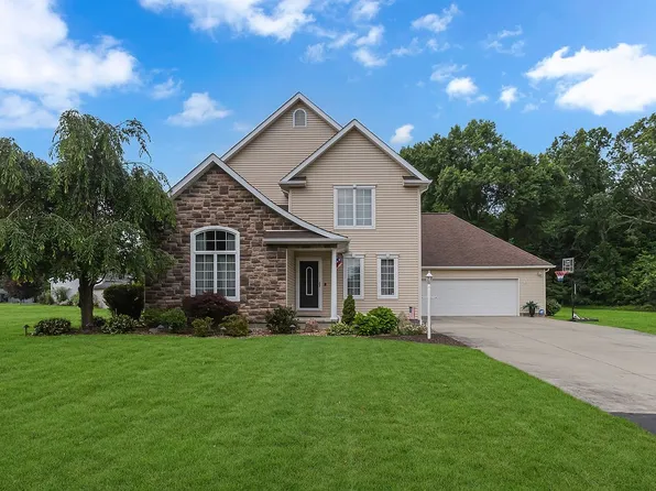 930 Cleland Mill Rd, New Castle, PA 16102