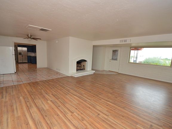 4th image of 3101 W Tucana St