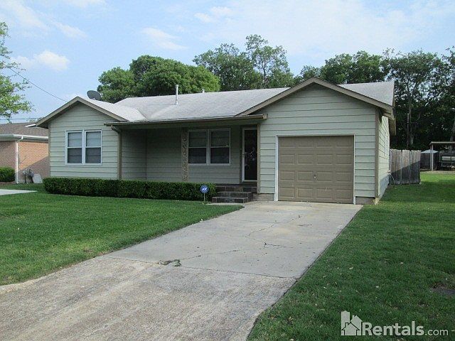 1st image of 7705 Corina Dr