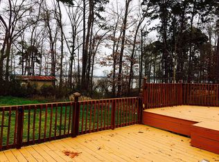 106 Hideaway Rd, Etoile, TX 75944