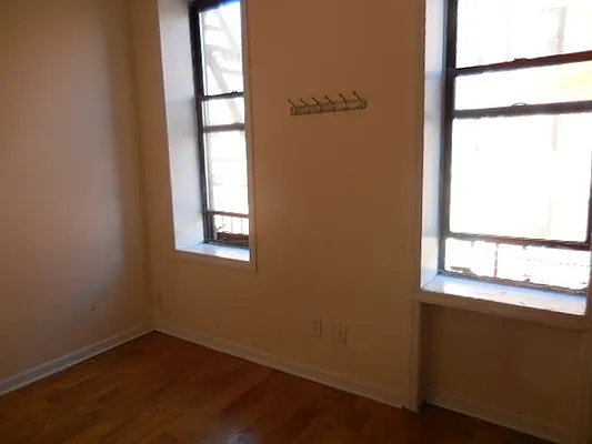 Rented by Aimee Grodanz, LREB | media 26