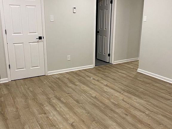 4th image of 11-60 Alan Ln #B03
