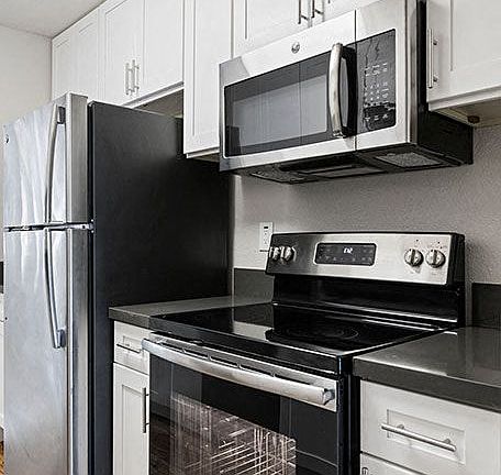 4th image of 39800 Fremont Blvd APT 155
