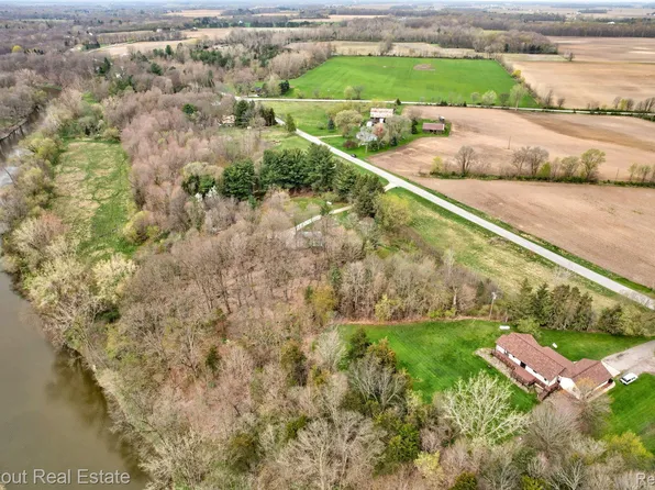 Sohn Rd, Vassar, MI 48768