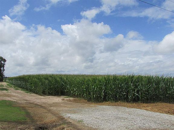 3rd image of Highway 44 Road Section 26 Township 6 South Range W #3