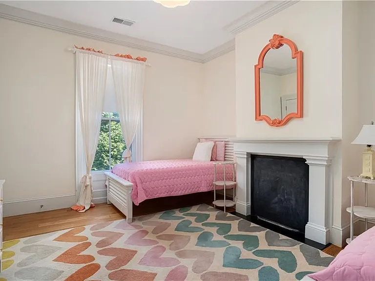 15 Berkeley Ave — Photo 16