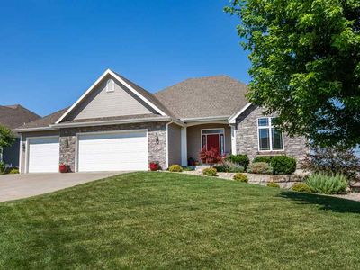 3621 Hawthorne Woods Ter, Manhattan, KS, 66503