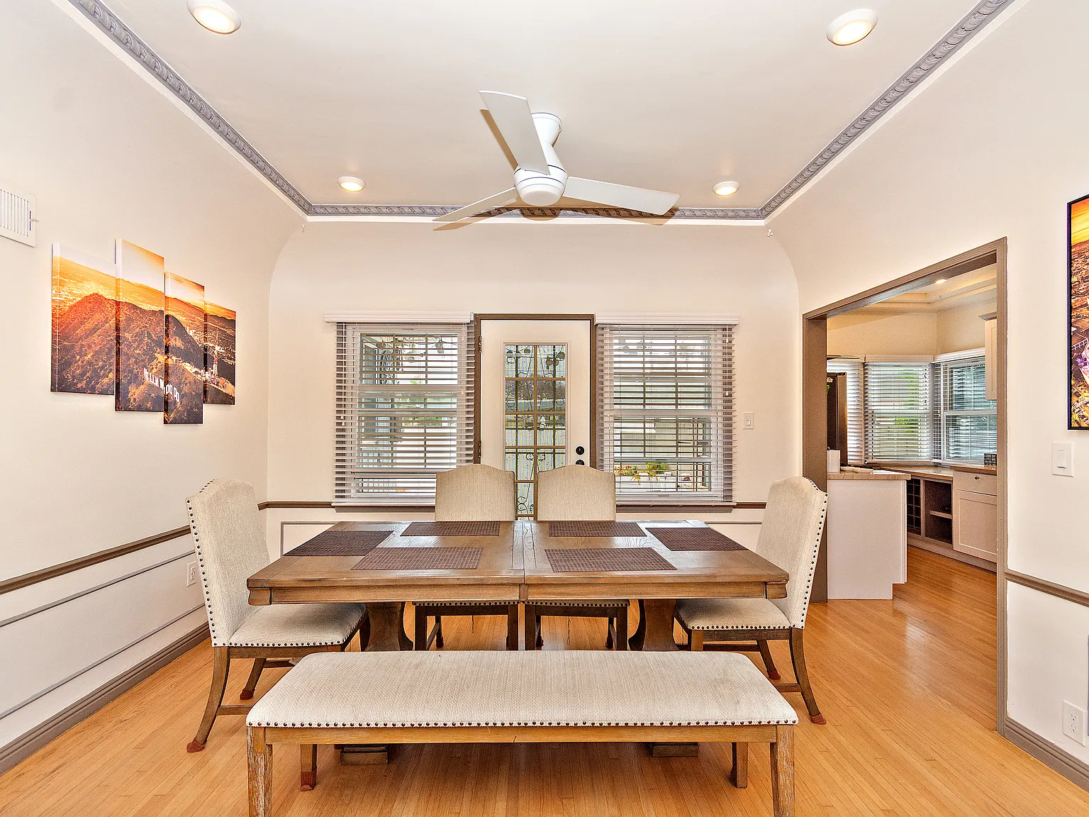 3 bed, 1925 sqft, $8,400 — Photo 3