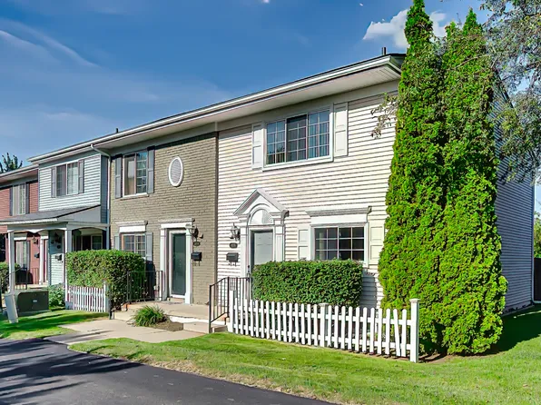 32276 W Twelve Mile Rd, Farmington, MI