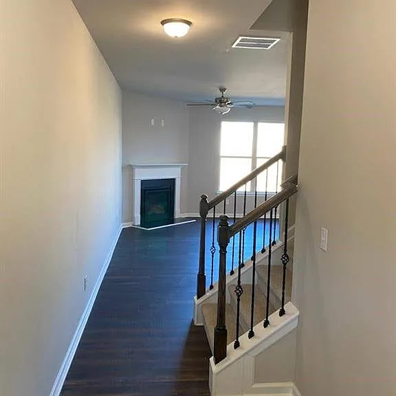 200 Broadleaf Way #10 — Photo 3