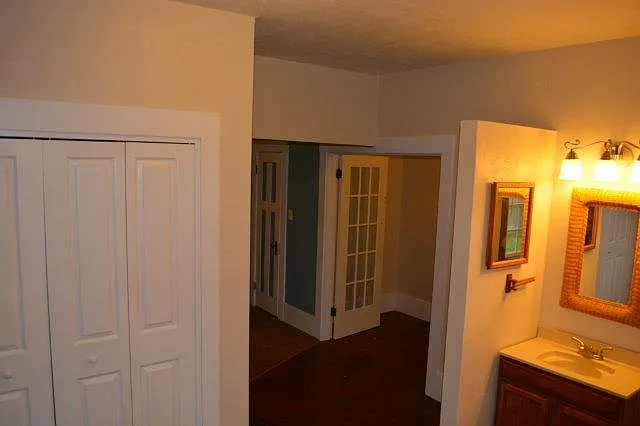 135 W Grant St — Photo 62